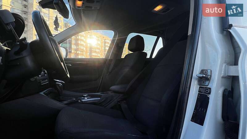 Внедорожник / Кроссовер BMW X1 2012 в Киеве