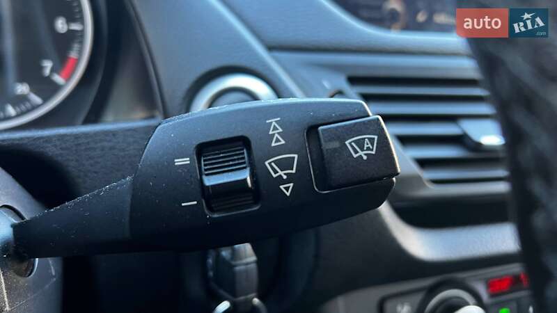 Внедорожник / Кроссовер BMW X1 2012 в Киеве