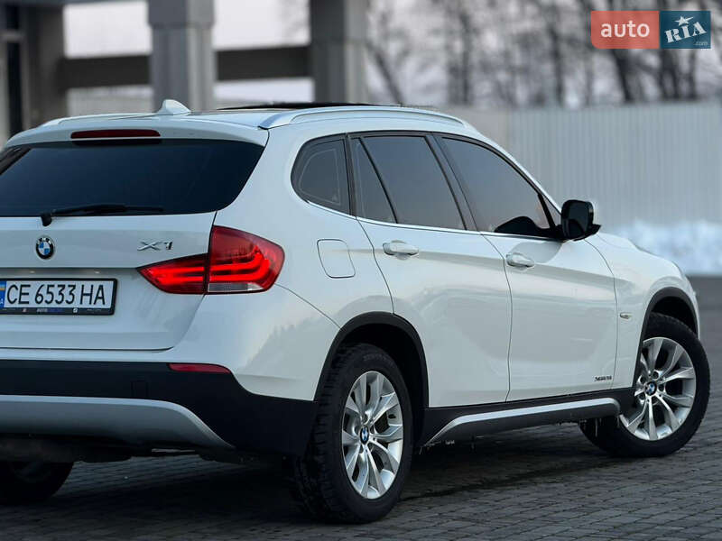 Внедорожник / Кроссовер BMW X1 2011 в Черновцах
