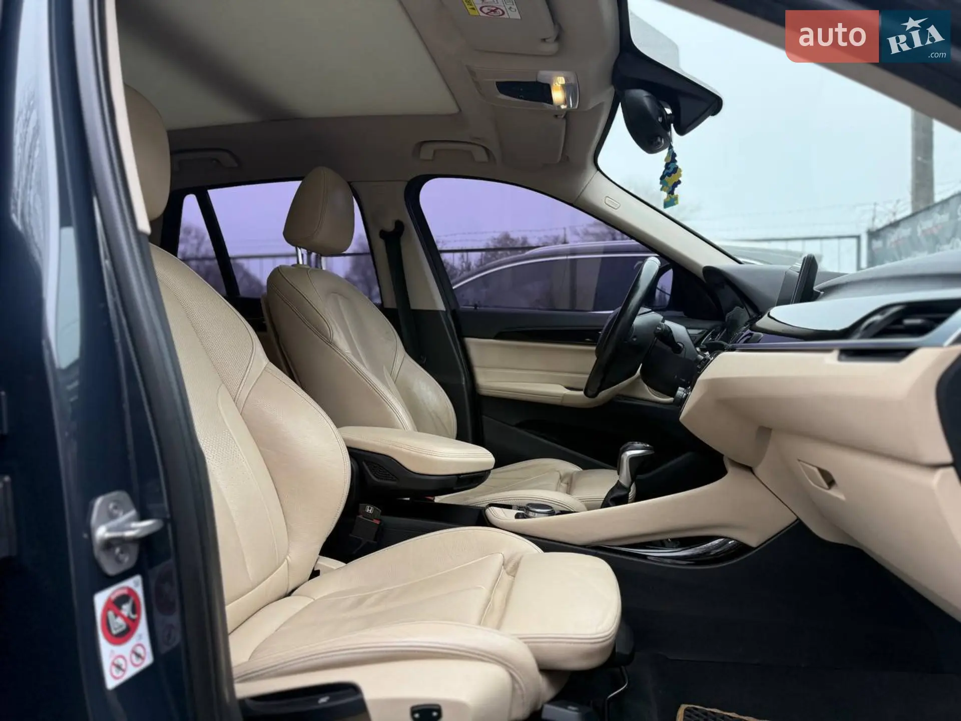 2016 BMW X1 - мініатюра 15