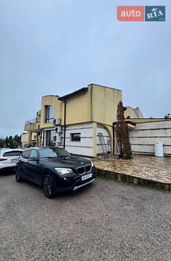 Позашляховик / Кросовер BMW X1 2013 в Києві