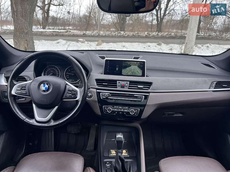 Внедорожник / Кроссовер BMW X1 2018 в Ровно