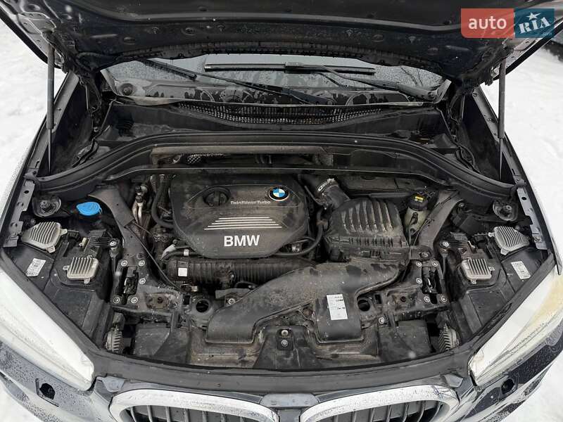 Позашляховик / Кросовер BMW X1 2016 в Львові