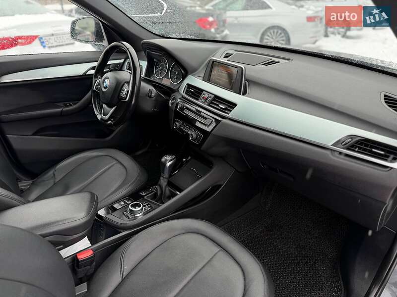 Позашляховик / Кросовер BMW X1 2016 в Львові