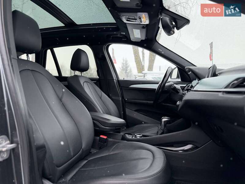 Позашляховик / Кросовер BMW X1 2016 в Львові