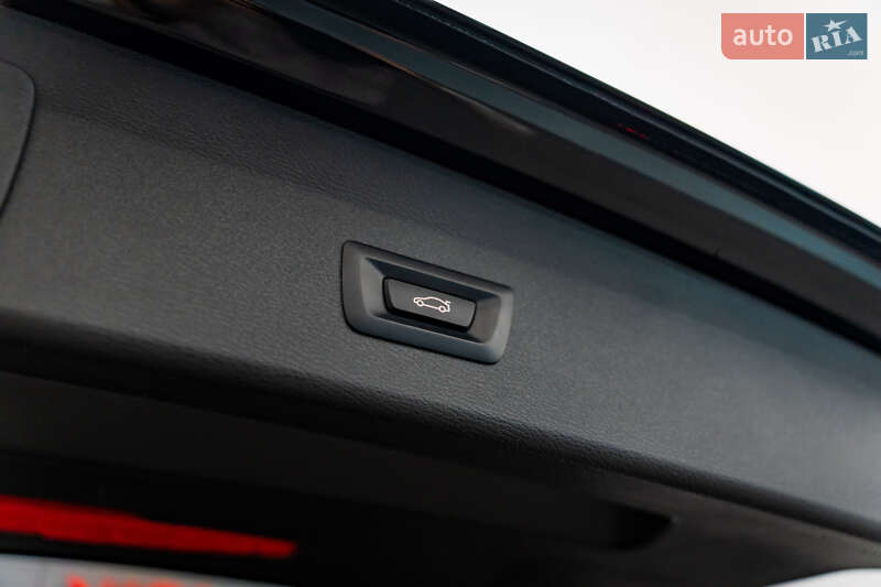 Внедорожник / Кроссовер BMW X1 2020 в Киеве