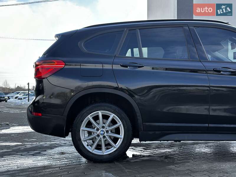 Внедорожник / Кроссовер BMW X1 2018 в Львове