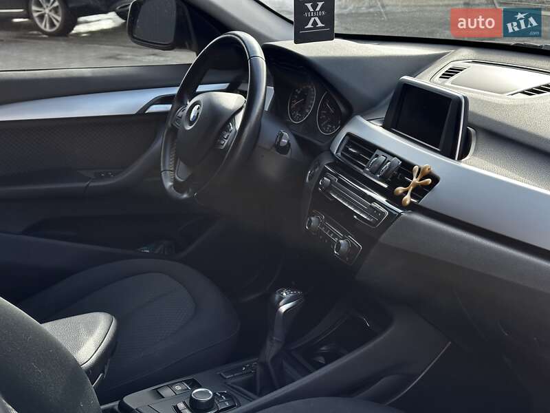 Внедорожник / Кроссовер BMW X1 2018 в Львове