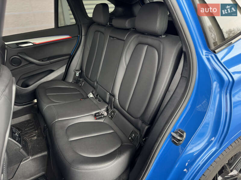 Внедорожник / Кроссовер BMW X1 2021 в Киеве