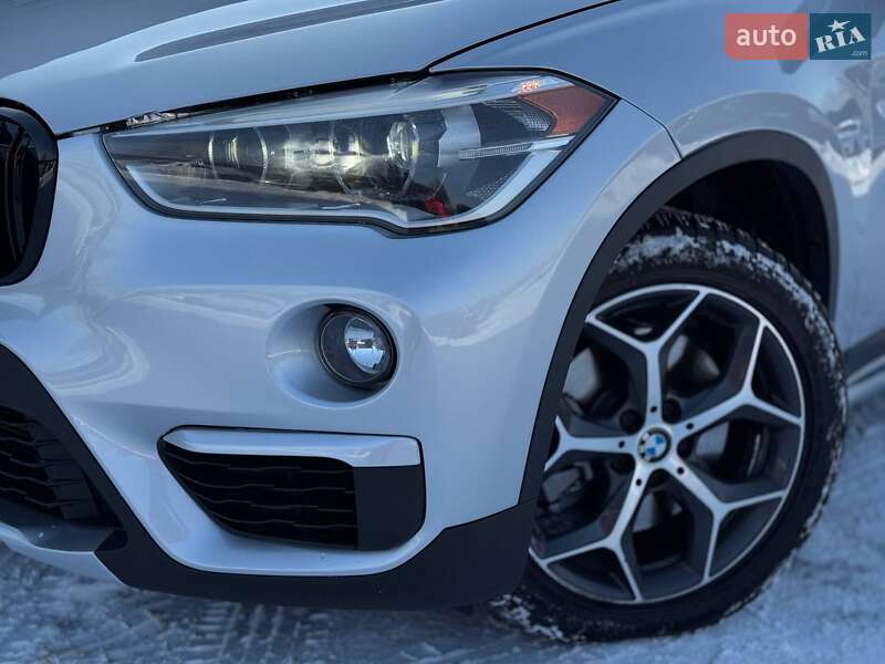 Позашляховик / Кросовер BMW X1 2017 в Рівному