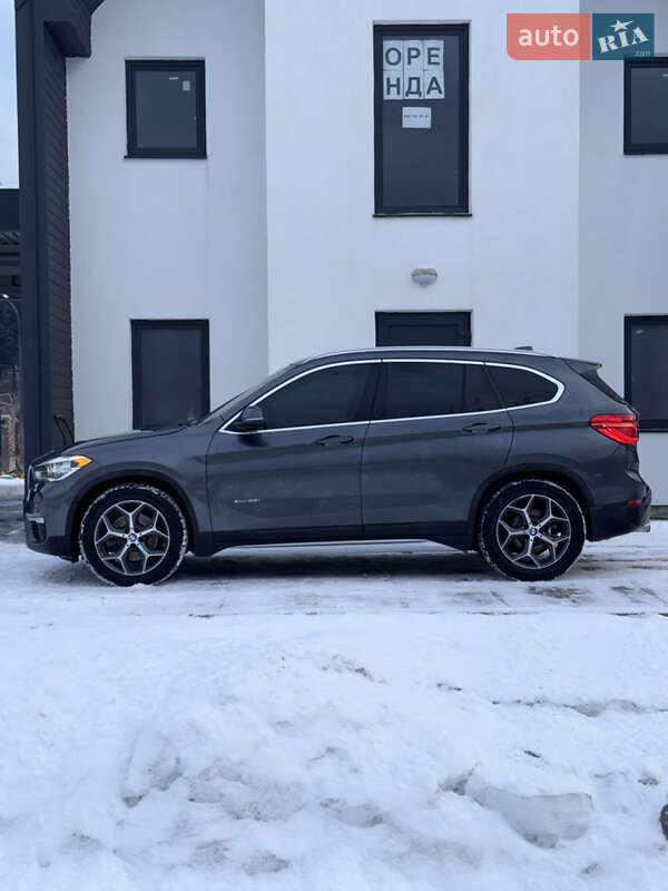 Позашляховик / Кросовер BMW X1 2015 в Львові фото 18 Позашляховик / Кросовер BMW X1 2015 в Львові