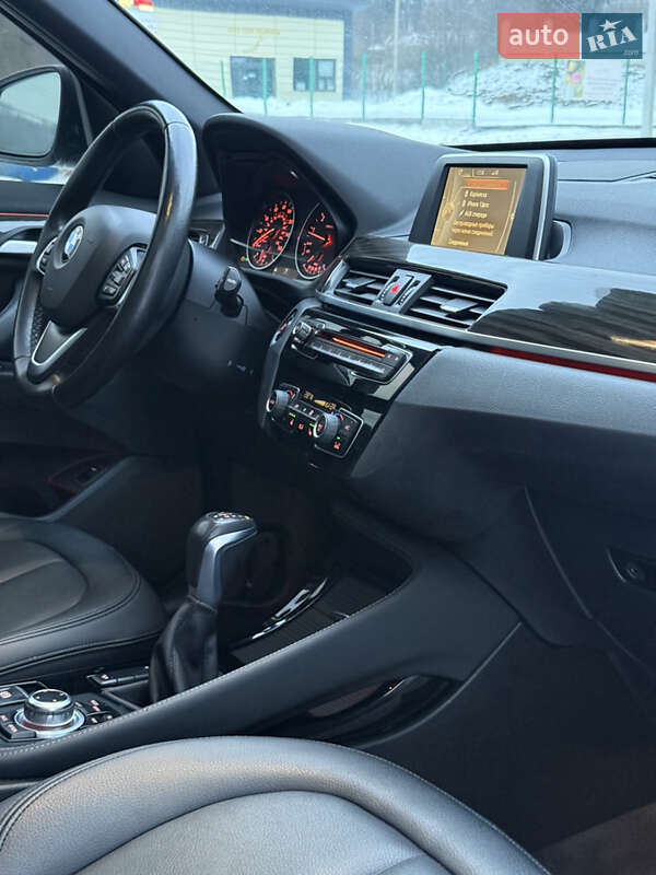 Позашляховик / Кросовер BMW X1 2015 в Львові фото 52 Позашляховик / Кросовер BMW X1 2015 в Львові