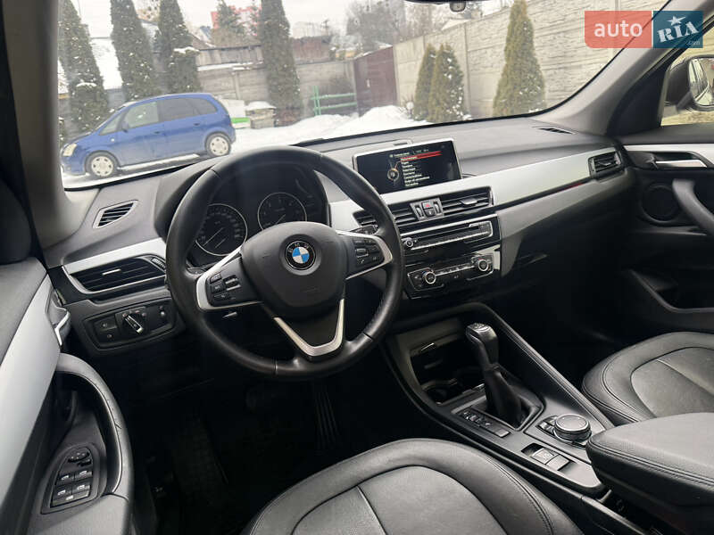 Внедорожник / Кроссовер BMW X1 2015 в Львове