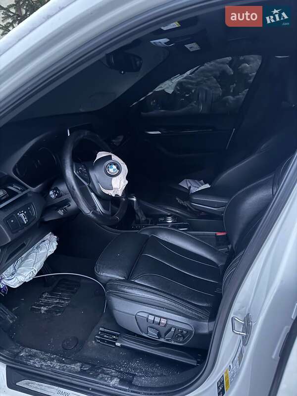 Внедорожник / Кроссовер BMW X1 2018 в Львове