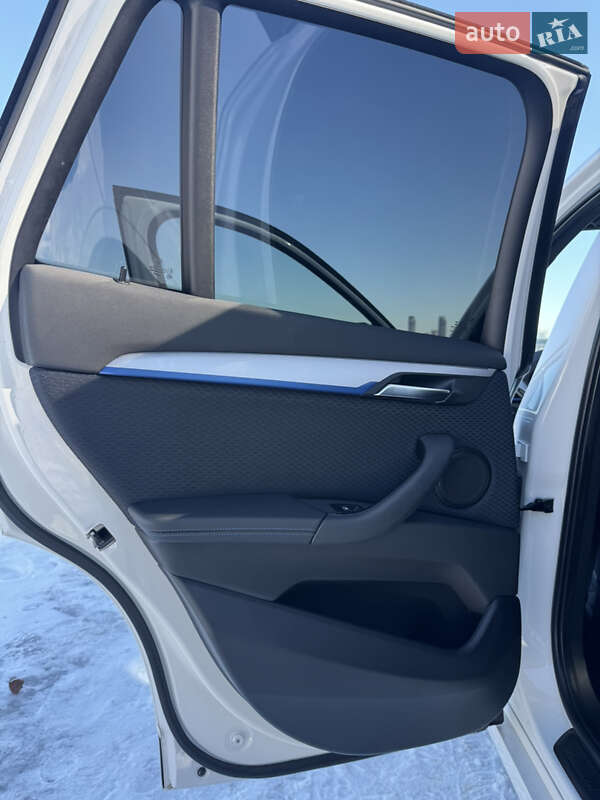 Позашляховик / Кросовер BMW X1 2022 в Києві фото 70 Позашляховик / Кросовер BMW X1 2022 в Києві