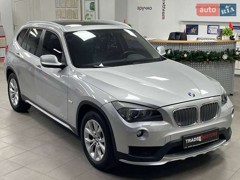 Позашляховик / Кросовер BMW X1 2011 в Києві