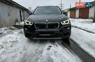 Внедорожник / Кроссовер BMW X1 2017 в Киеве