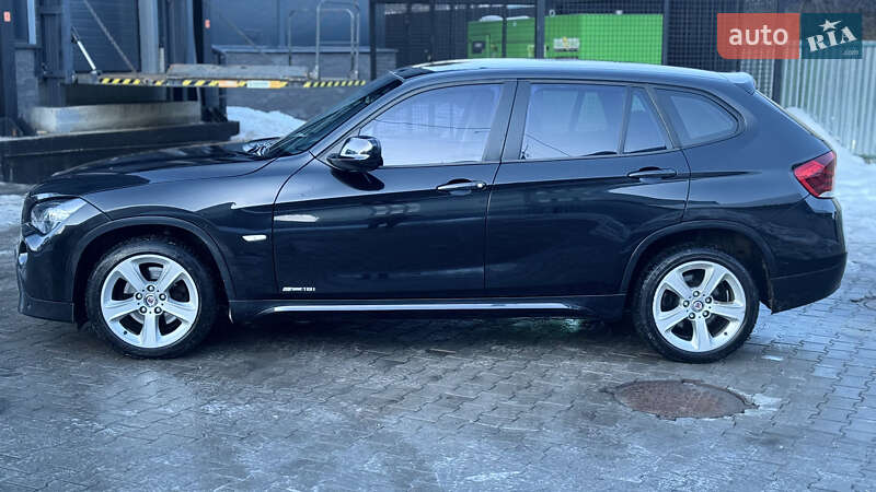 Внедорожник / Кроссовер BMW X1 2011 в Волочиске