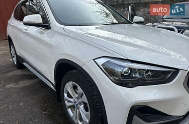 Внедорожник / Кроссовер BMW X1 2020 в Киеве