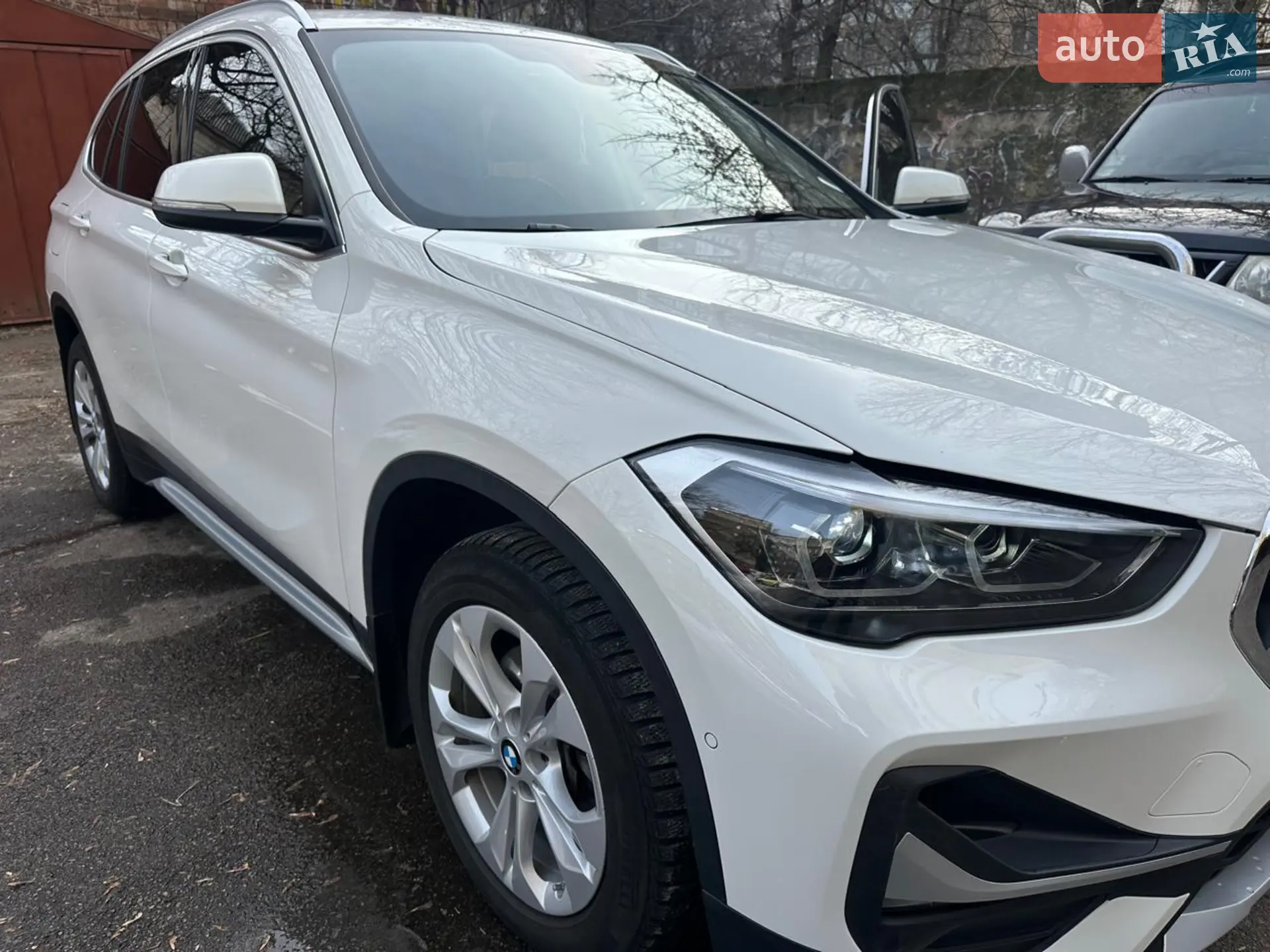 2020 BMW X1 - фото 1