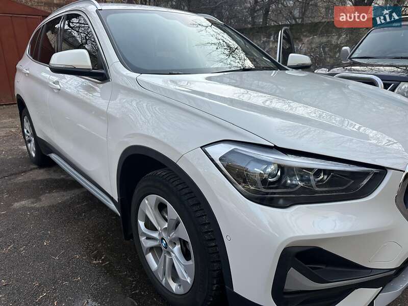 Позашляховик / Кросовер BMW X1 2020 в Києві