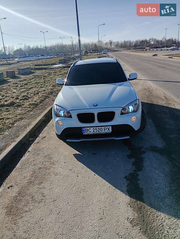 BMW X1 2012