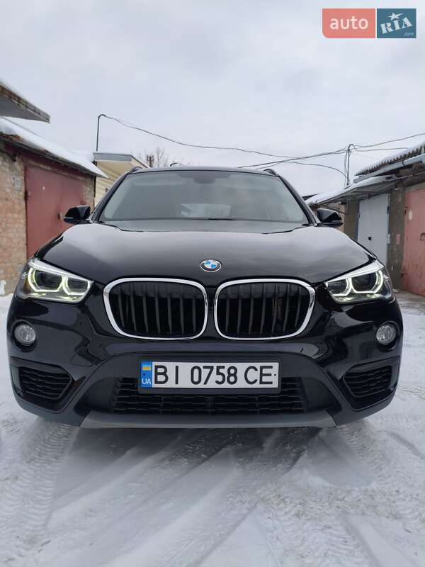 Позашляховик / Кросовер BMW X1 2015 в Прилуках