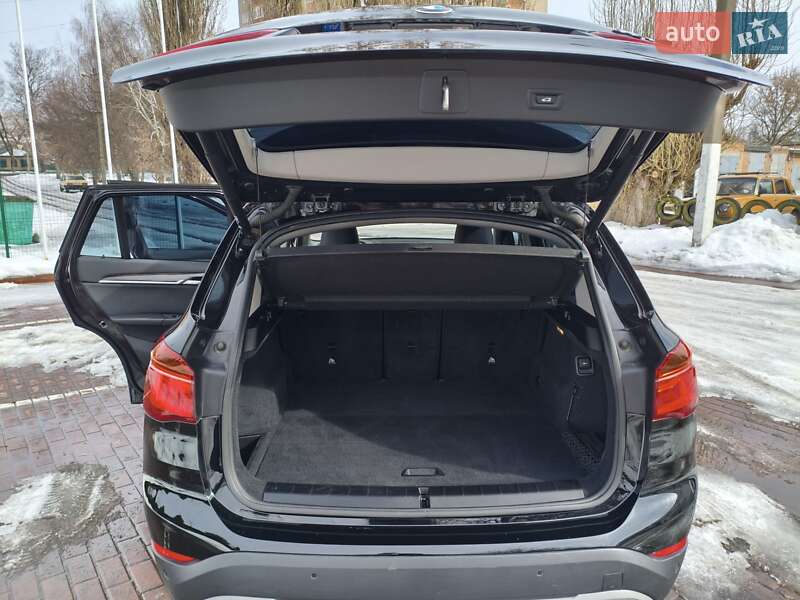 Позашляховик / Кросовер BMW X1 2015 в Прилуках