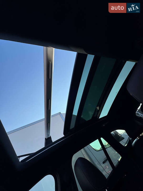 Внедорожник / Кроссовер BMW X1 2016 в Хмельницком