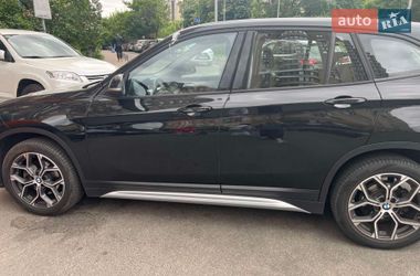 Внедорожник / Кроссовер BMW X1 2020 в Киеве