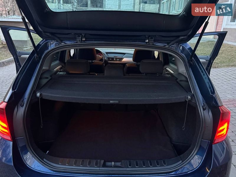 Хетчбек BMW X1 2012 в Чернівцях