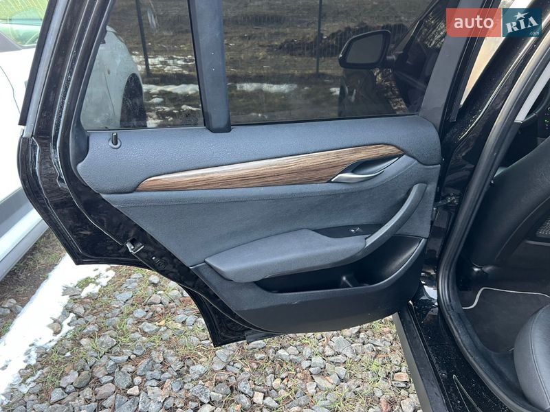 Внедорожник / Кроссовер BMW X1 2012 в Бродах