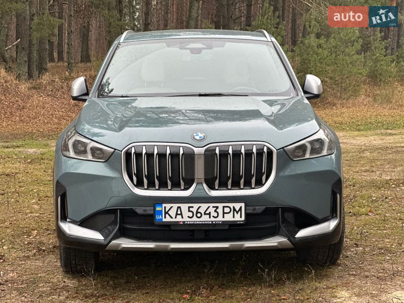Внедорожник / Кроссовер BMW X1 2023 в Киеве