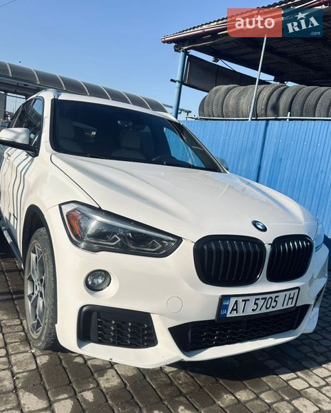Позашляховик / Кросовер BMW X1 2016 в Івано-Франківську