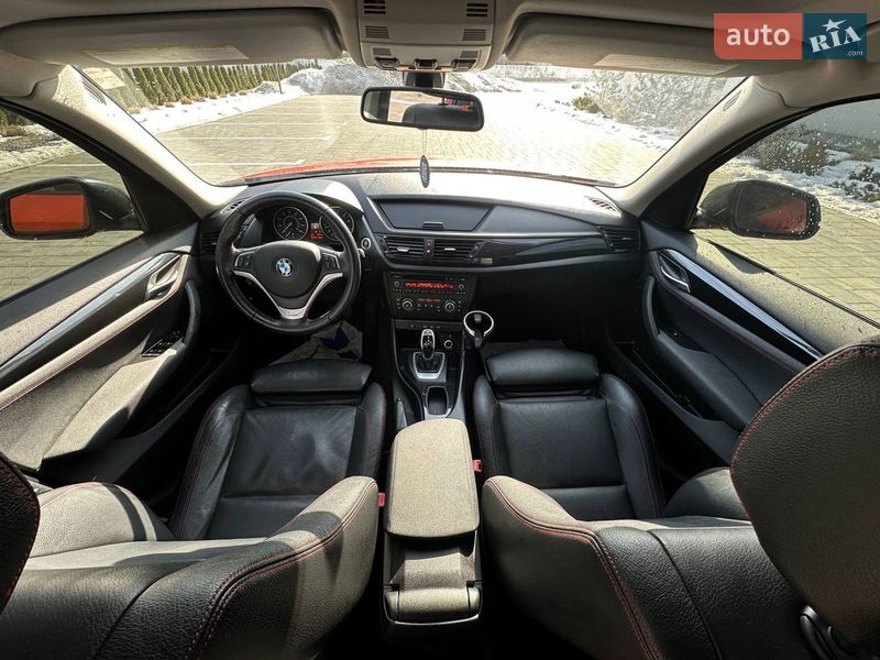 Внедорожник / Кроссовер BMW X1 2013 в Луцке