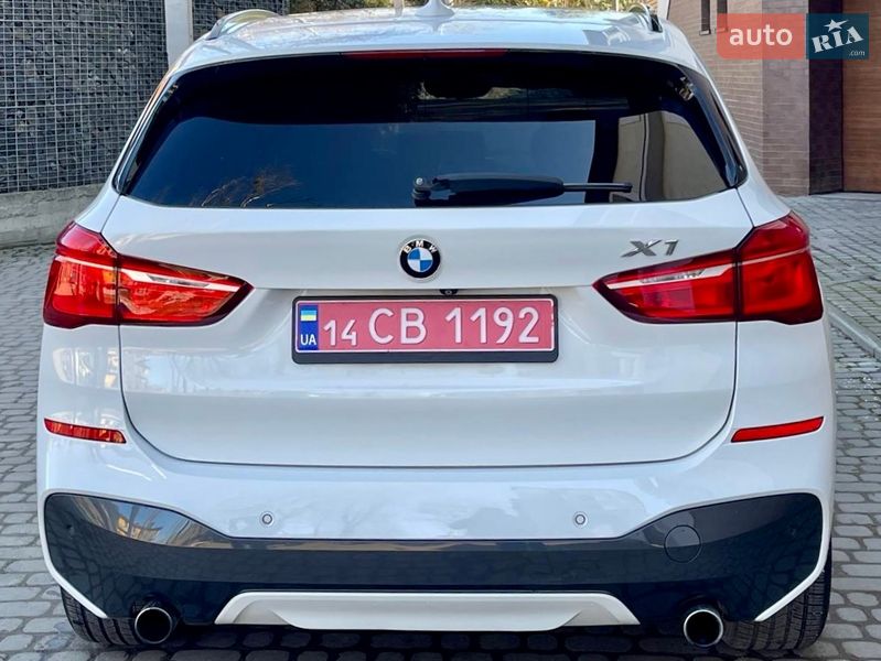 Внедорожник / Кроссовер BMW X1 2016 в Львове