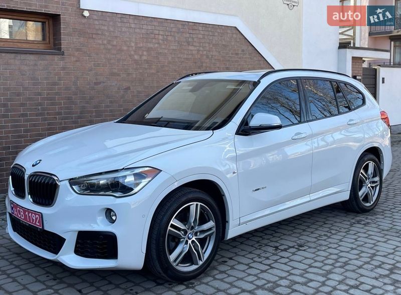 Внедорожник / Кроссовер BMW X1 2016 в Львове
