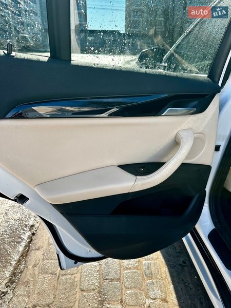 Позашляховик / Кросовер BMW X1 2016 в Тернополі