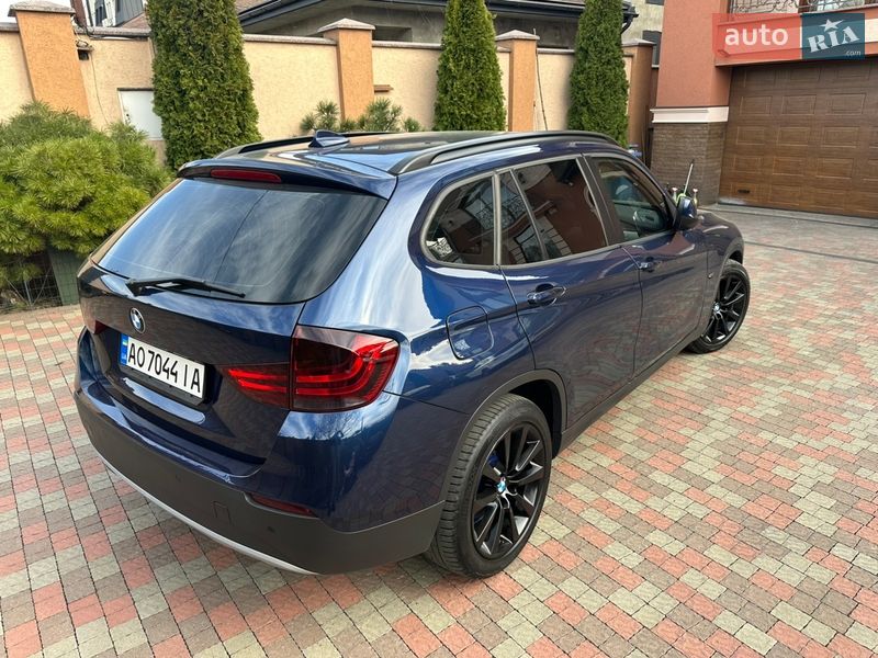 Внедорожник / Кроссовер BMW X1 2011 в Мукачево