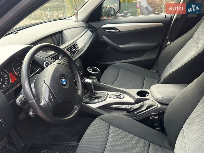 Внедорожник / Кроссовер BMW X1 2011 в Мукачево