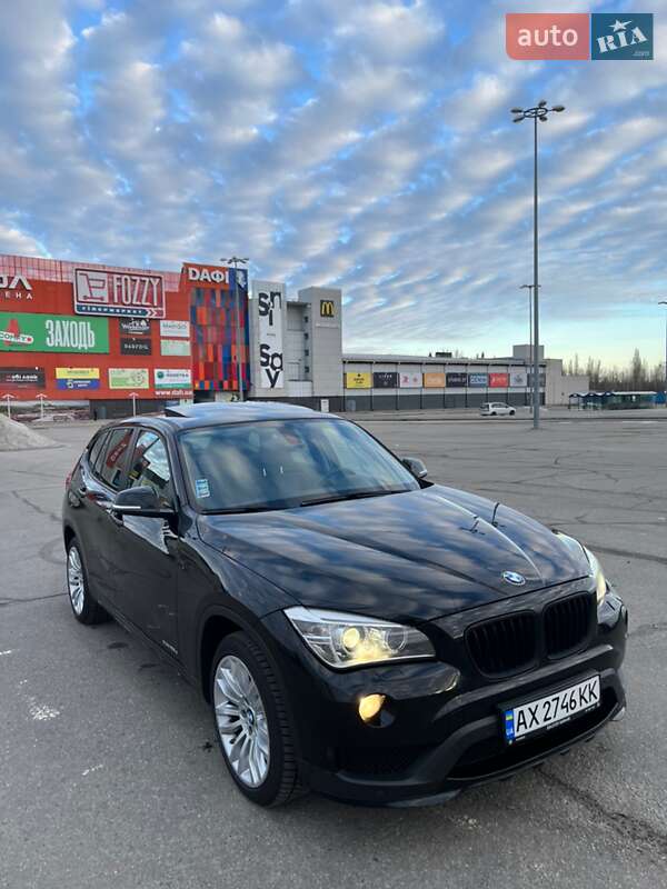 Внедорожник / Кроссовер BMW X1 2013 в Харькове
