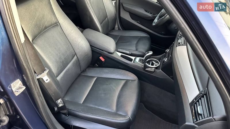 Внедорожник / Кроссовер BMW X1 2013 в Луцке