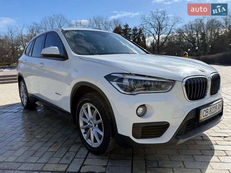 Позашляховик / Кросовер BMW X1 2016 в Києві