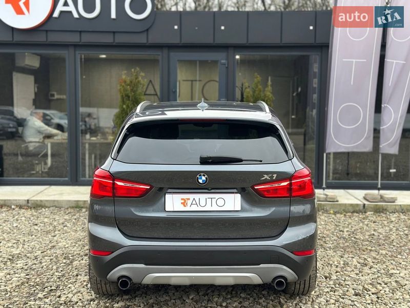 Внедорожник / Кроссовер BMW X1 2016 в Львове