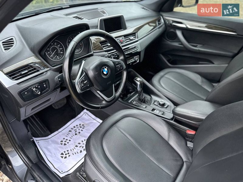 Внедорожник / Кроссовер BMW X1 2016 в Львове
