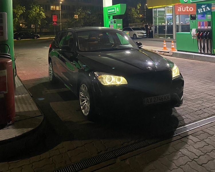 Внедорожник / Кроссовер BMW X1 2013 в Харькове