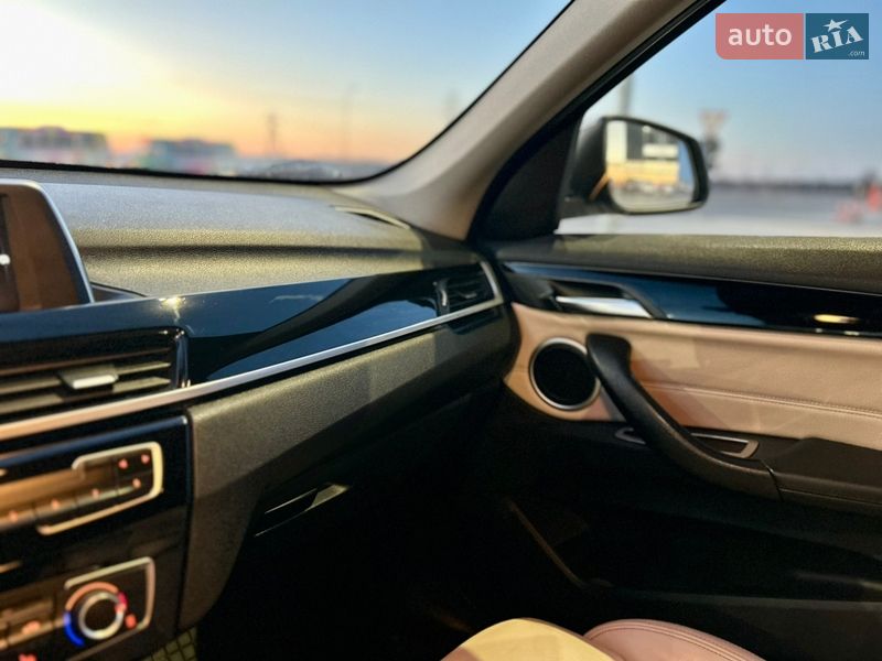 Внедорожник / Кроссовер BMW X1 2017 в Одессе