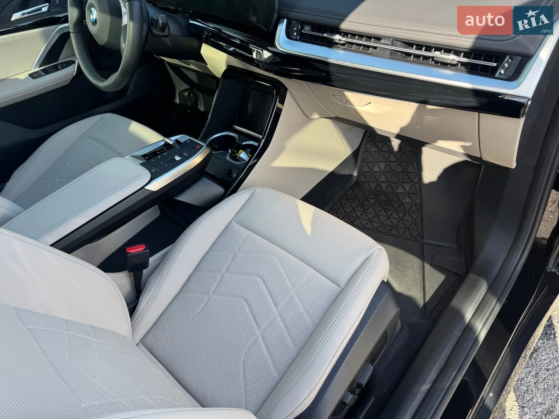 2025 BMW X1 - мініатюра 45
