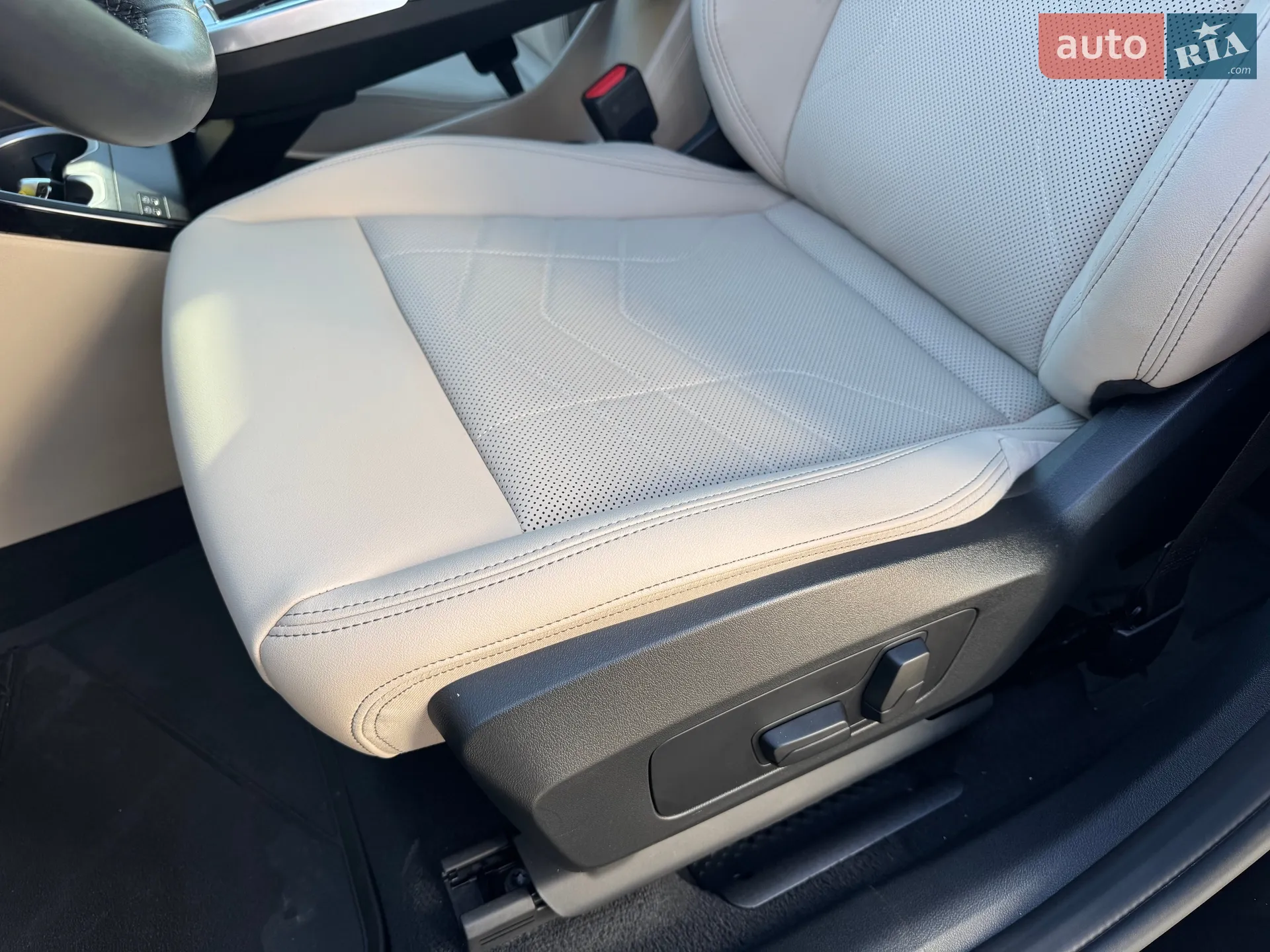 2025 BMW X1 - мініатюра 60