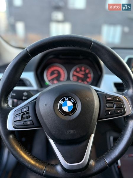 Внедорожник / Кроссовер BMW X1 2016 в Виннице